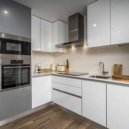 Comfort And Rooftop Pool #1964 Διαμέρισμα *