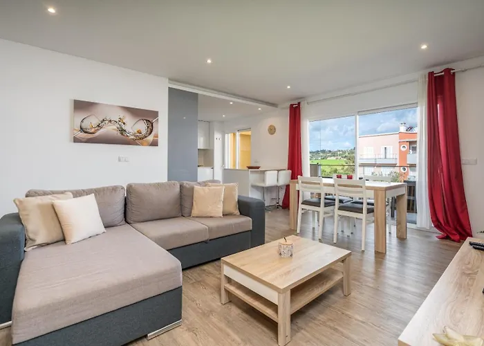 Comfort And Rooftop Pool #1964 * Lagos