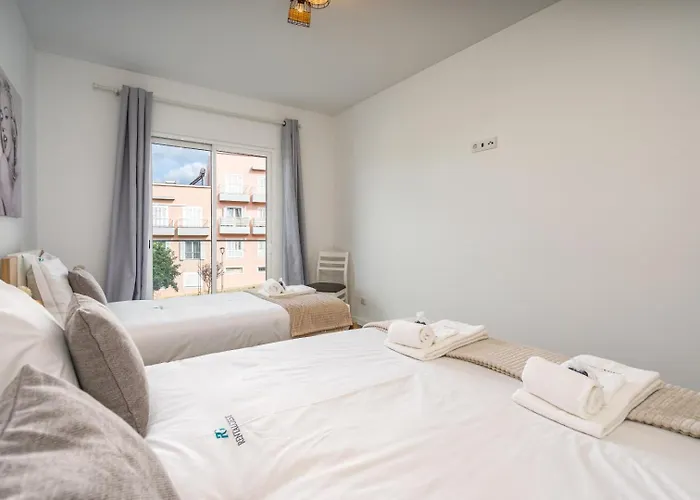 Comfort And Rooftop Pool #1964